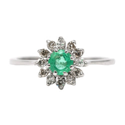 Bague Marguerite en or blanc, émeraudes et diamants - Castafiore