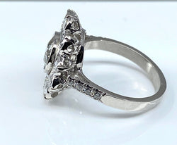 Bague marguerite en or blanc et diamant - Castafiore