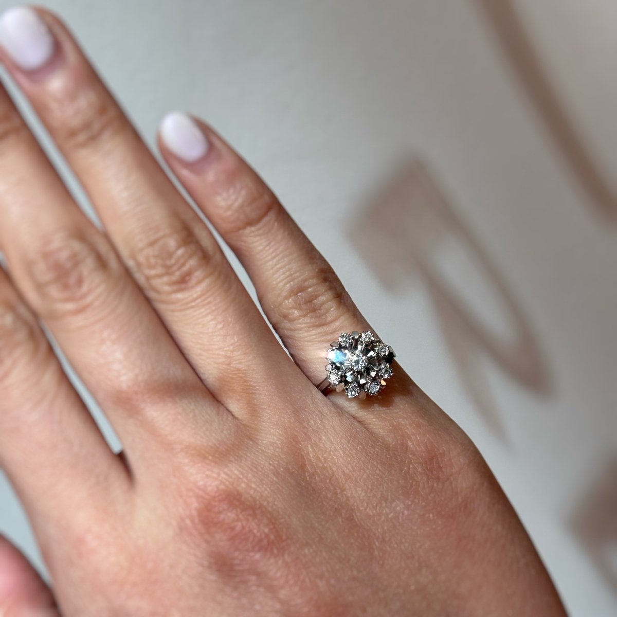 Bague Marguerite en or blanc et diamant - Castafiore