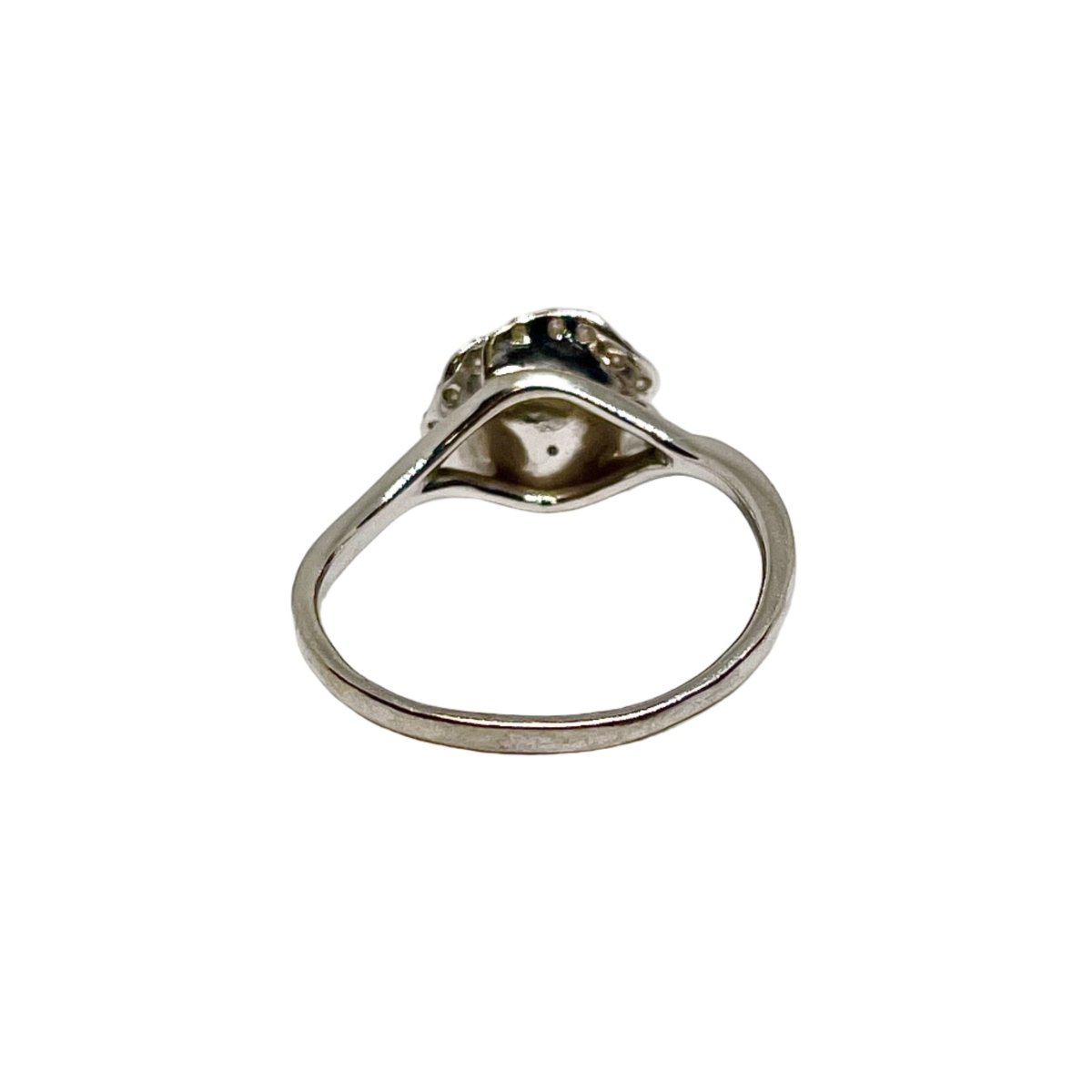Bague Marguerite en or blanc et diamants - Castafiore