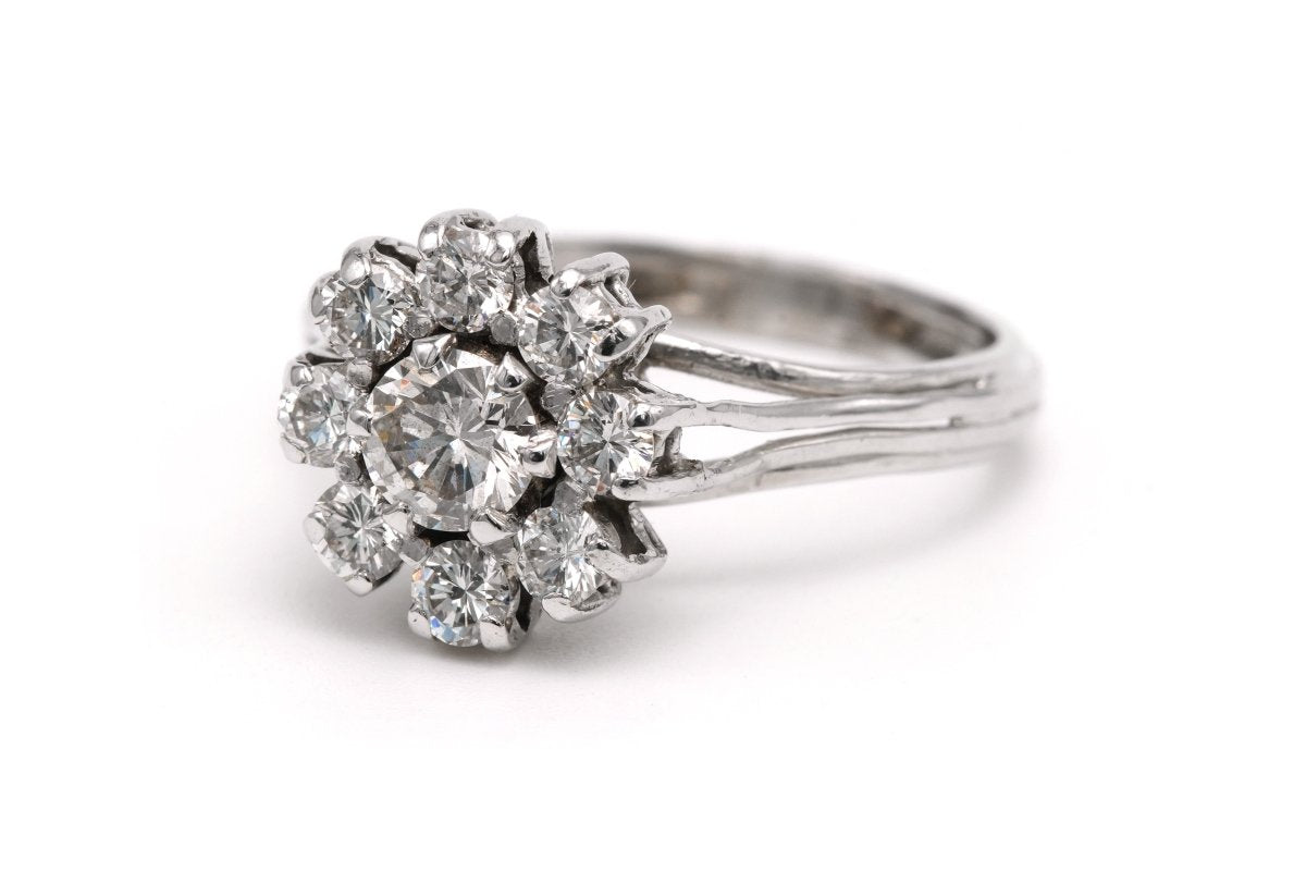 Bague Marguerite en or blanc et diamants - Castafiore