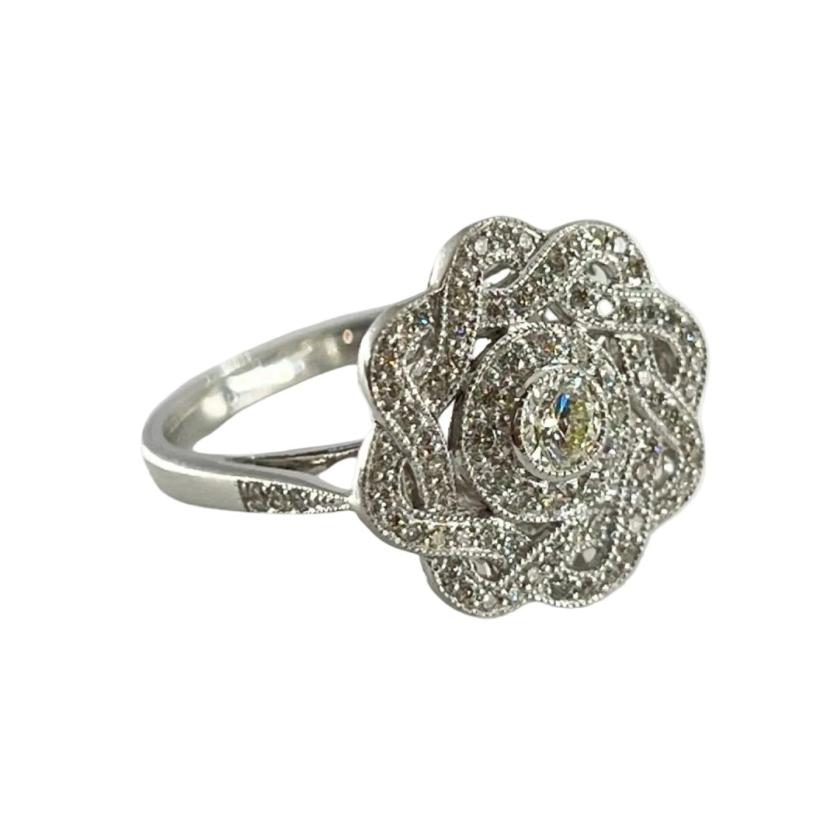 Bague Marguerite en or blanc et diamants - Castafiore