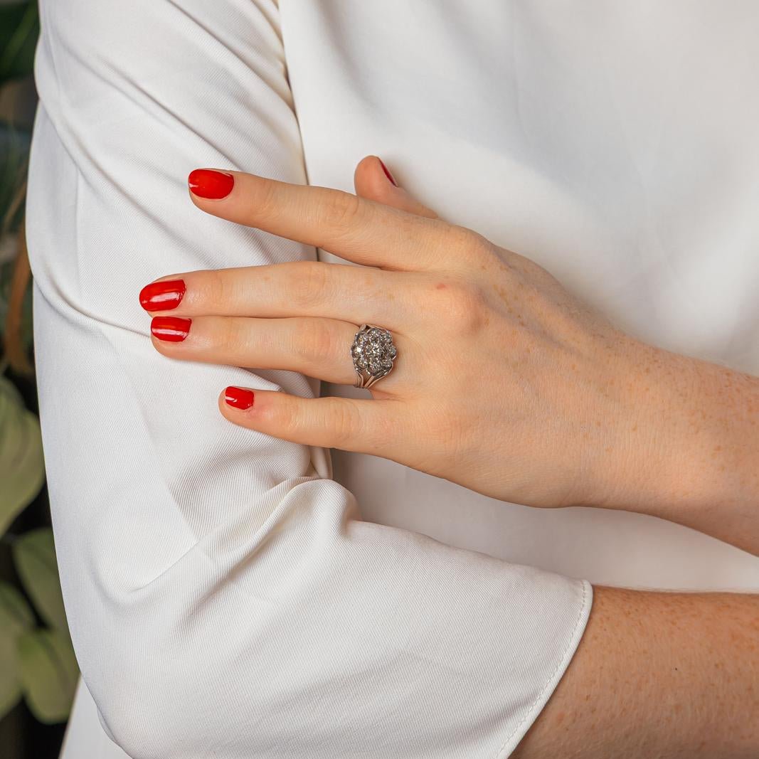Bague Marguerite en or blanc et diamants - Castafiore