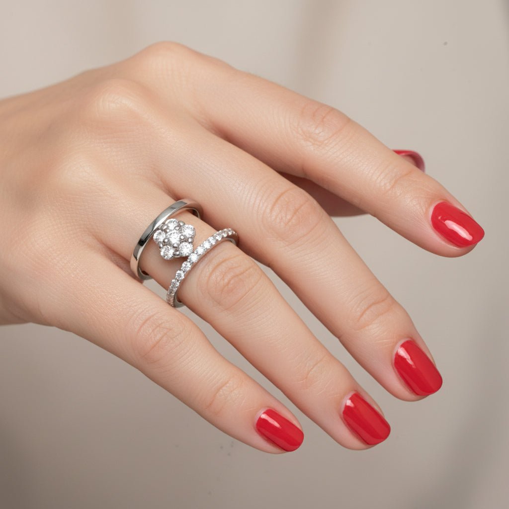 Bague Marguerite en or blanc et diamants - Castafiore