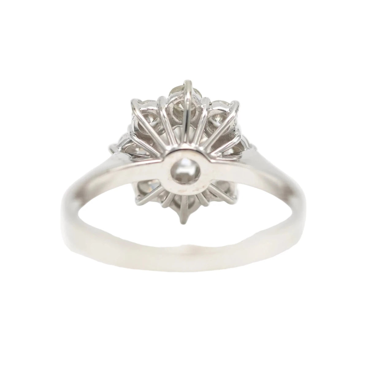 Bague Marguerite en or blanc et diamants - Castafiore