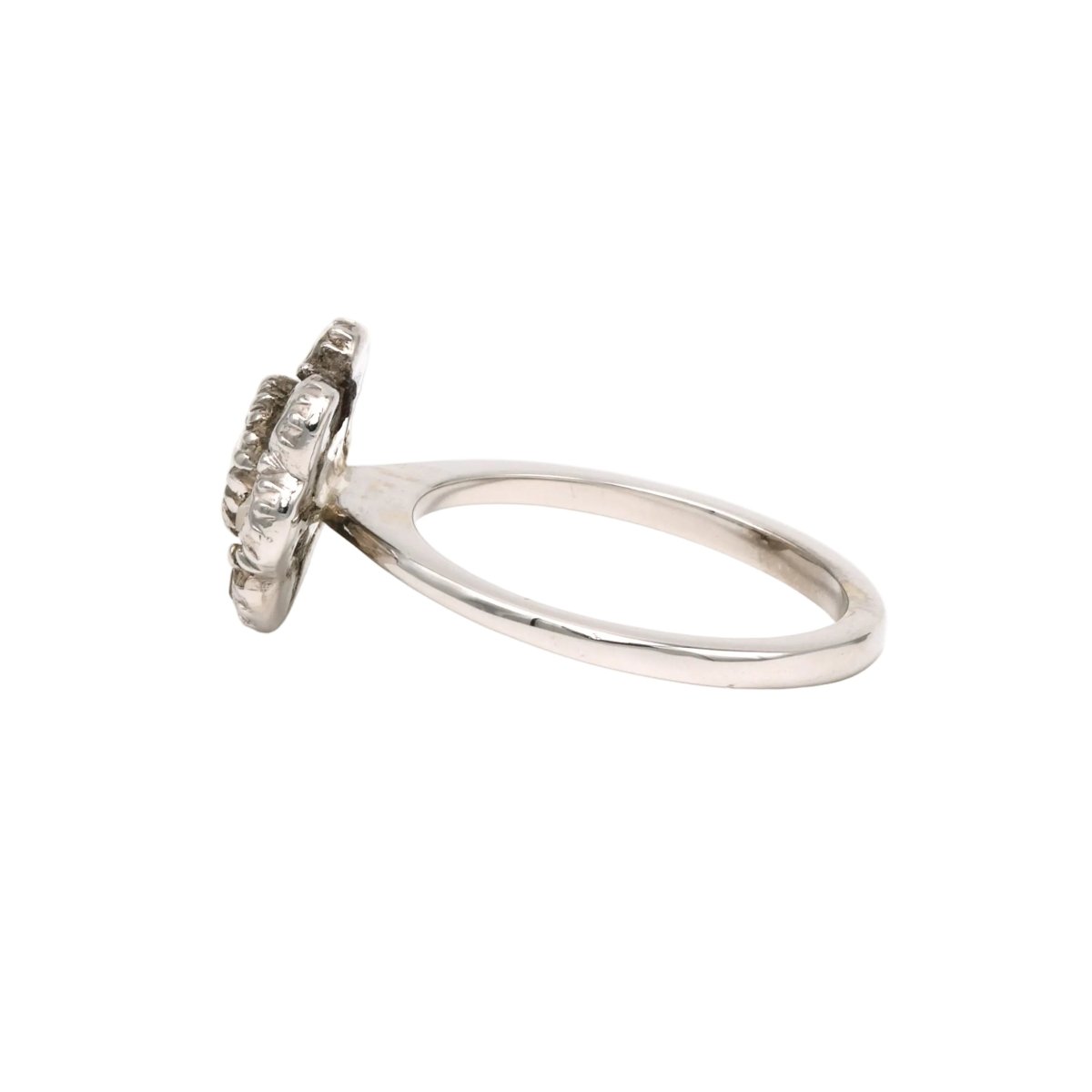 Bague Marguerite en or blanc et diamants - Castafiore