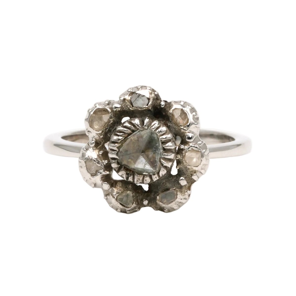Bague Marguerite en or blanc et diamants - Castafiore