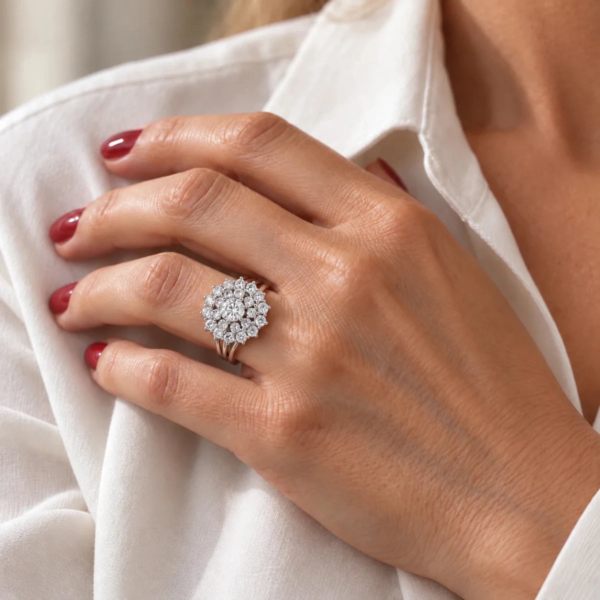 Bague Marguerite en or blanc et diamants - Castafiore