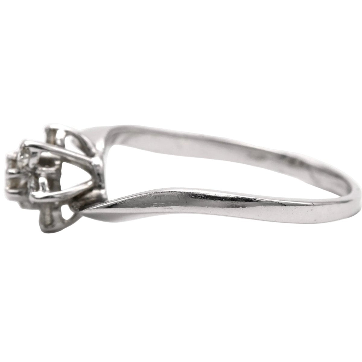 Bague Marguerite en or blanc et diamants - Castafiore