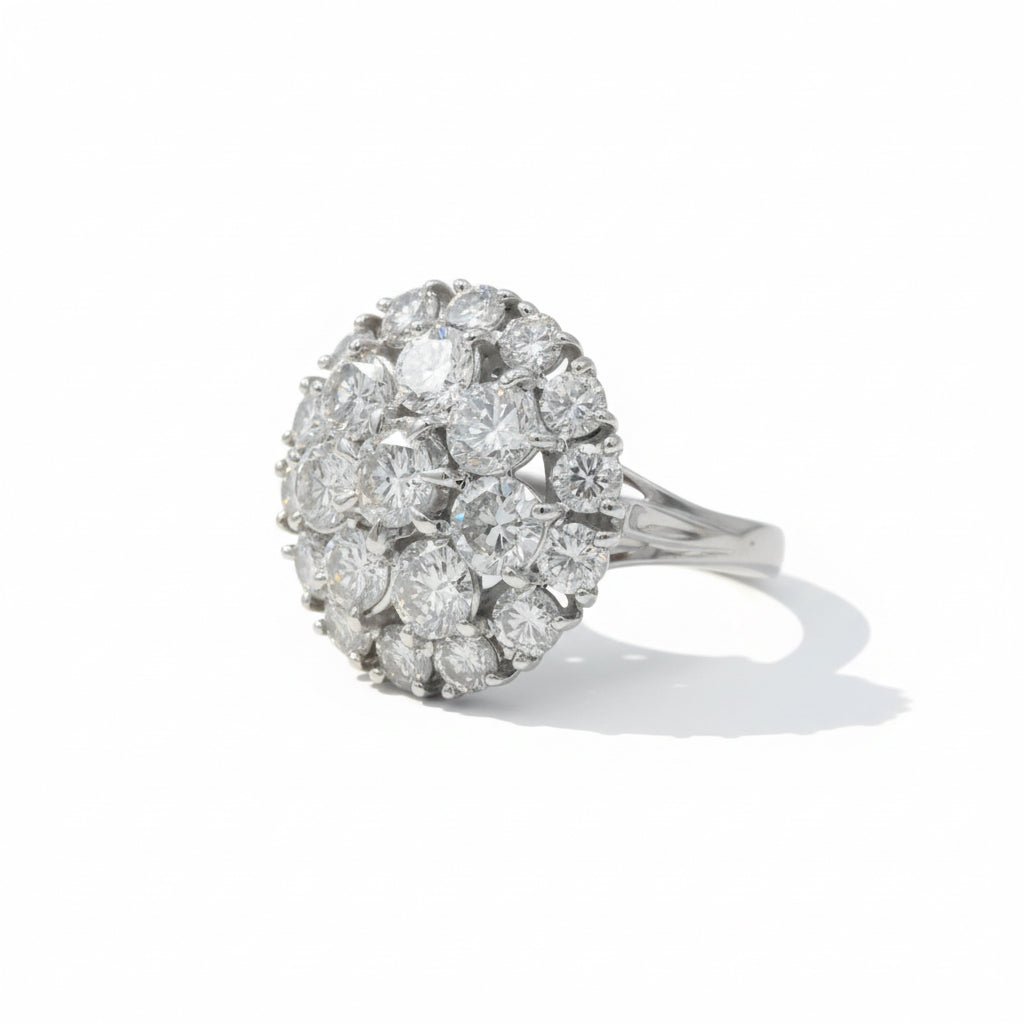 Bague Marguerite en or blanc et diamants - Castafiore