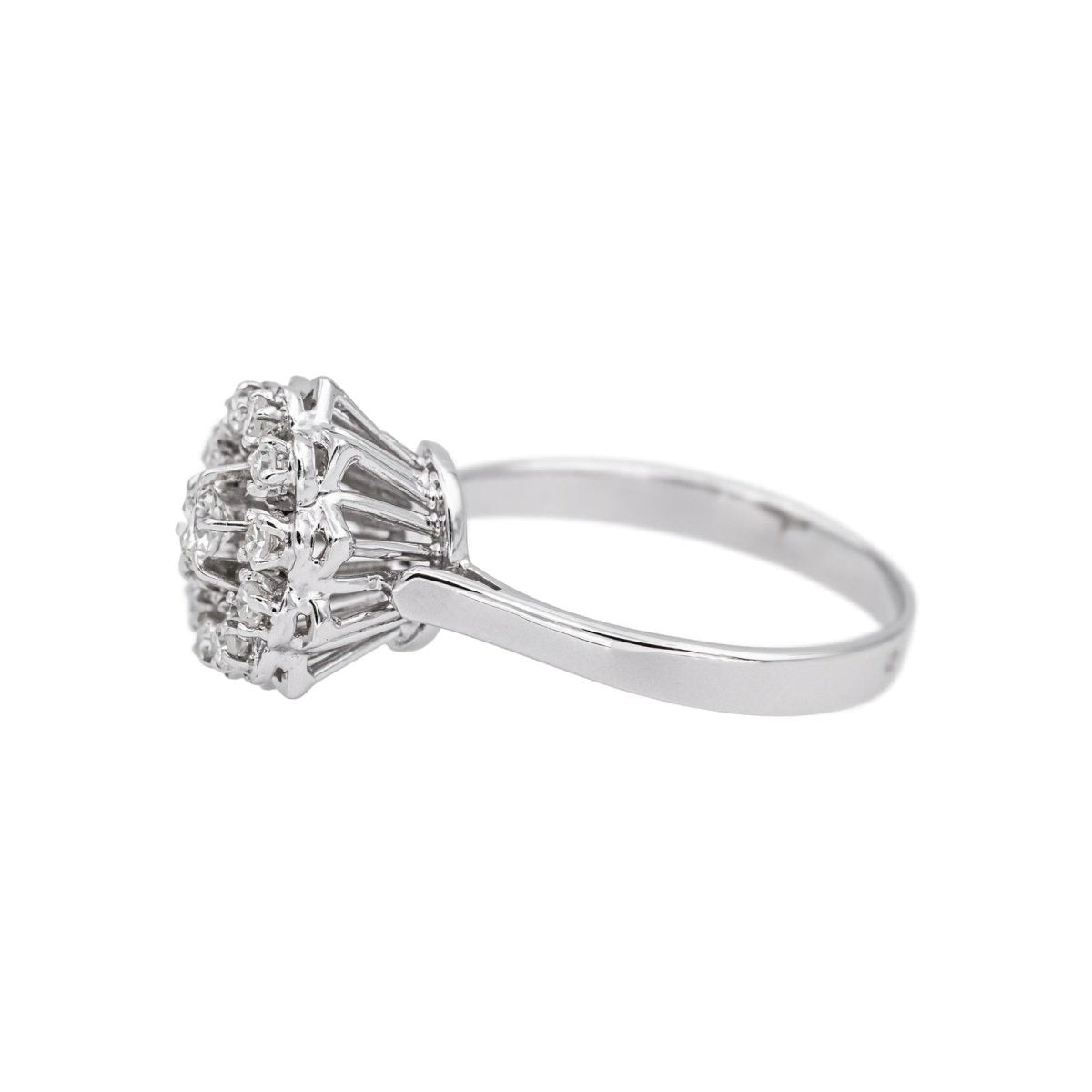 Bague Marguerite en or blanc et diamants - Castafiore