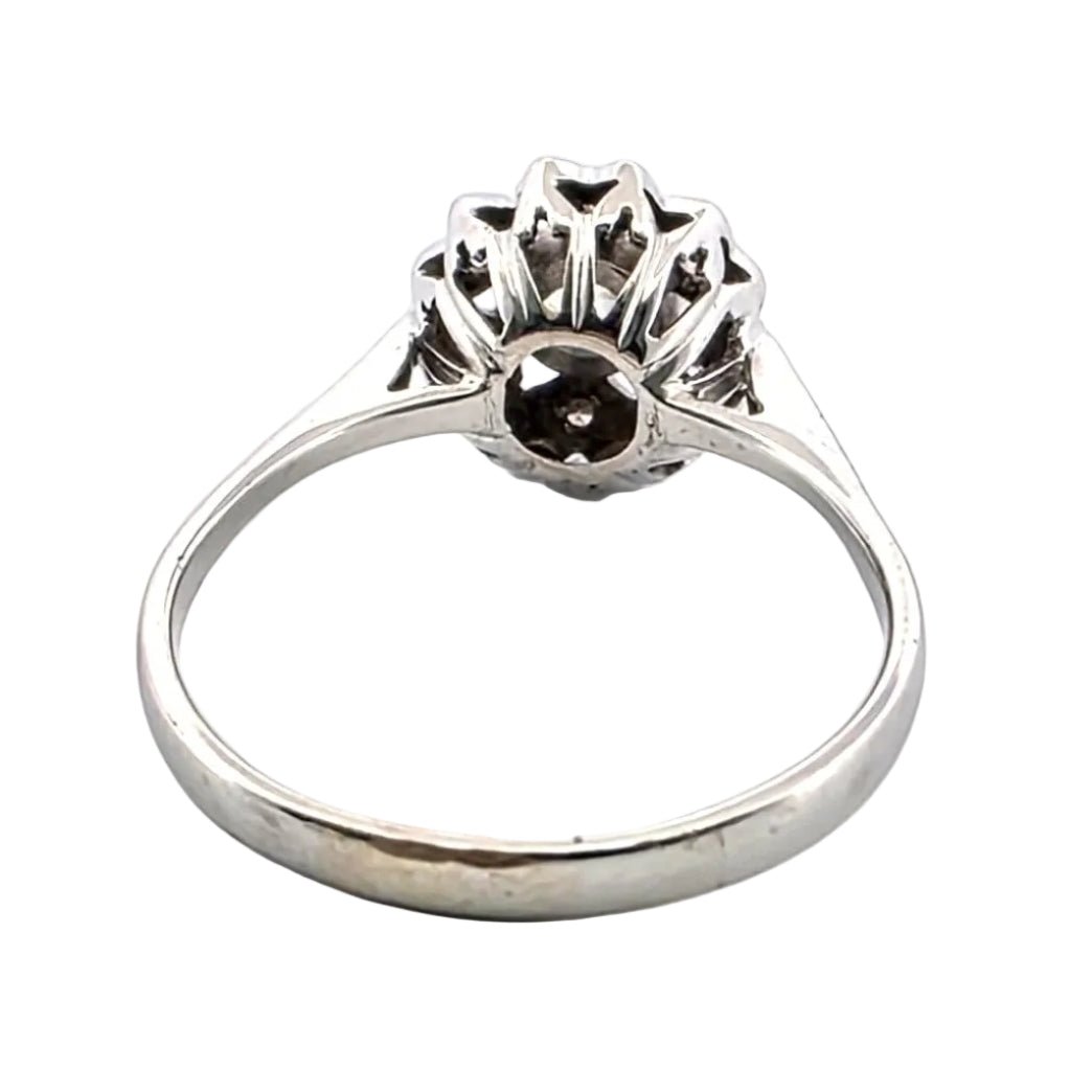 Bague Marguerite en or blanc et diamants - Castafiore