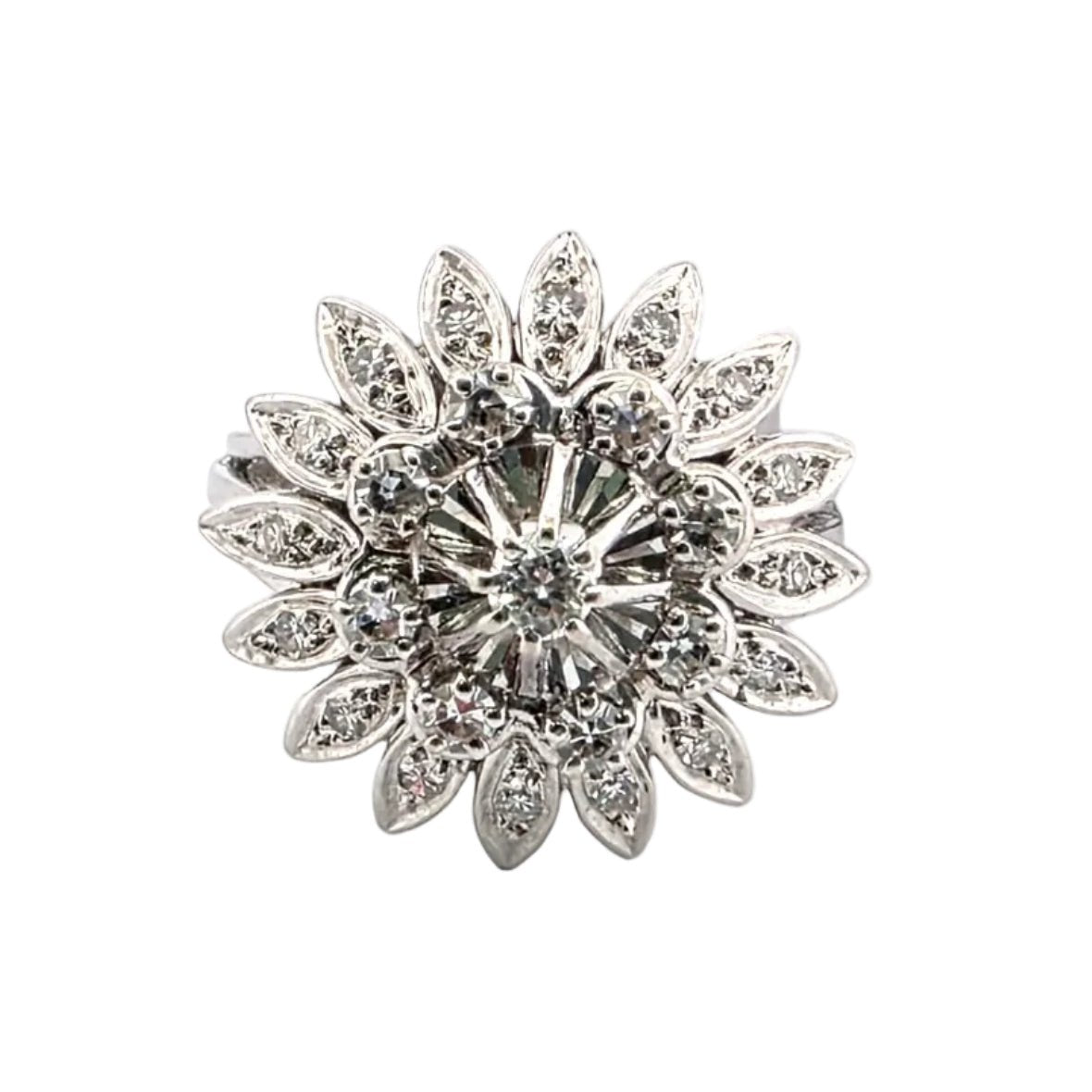 Bague Marguerite en or blanc et diamants - Castafiore