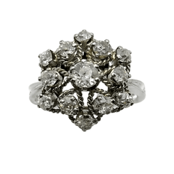 Bague Marguerite en or blanc et diamants - Castafiore