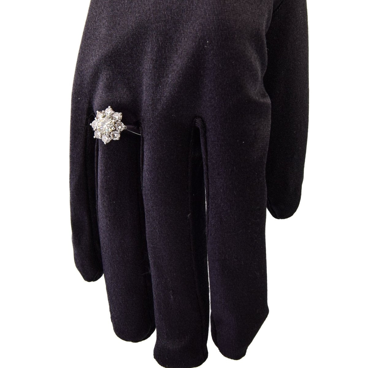 Bague Marguerite en or blanc et diamants - Castafiore