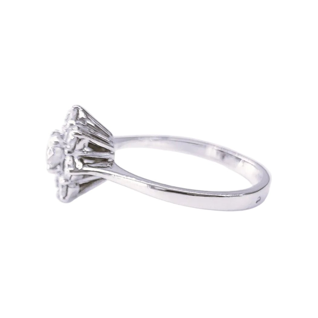 Bague Marguerite en or blanc et diamants - Castafiore