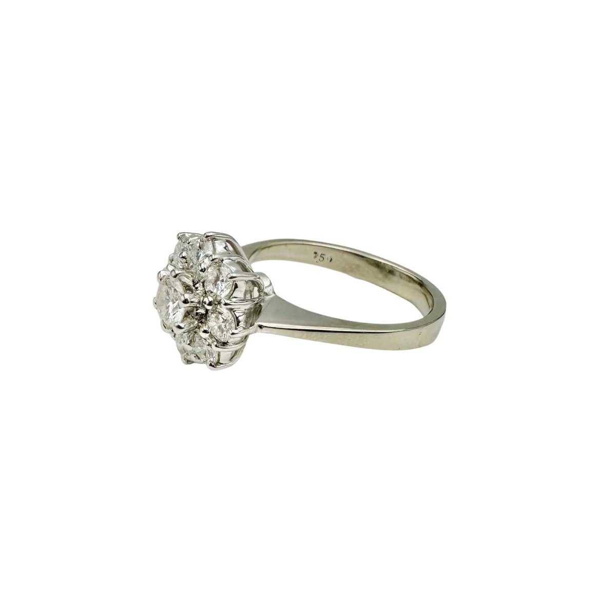 Bague Marguerite en or blanc et diamants - Castafiore