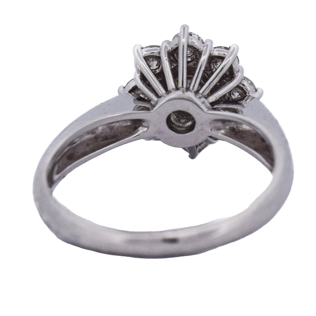Bague Marguerite en or blanc et diamants - Castafiore