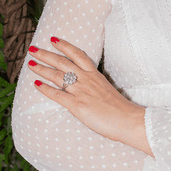 Bague Marguerite en or blanc et diamants - Castafiore