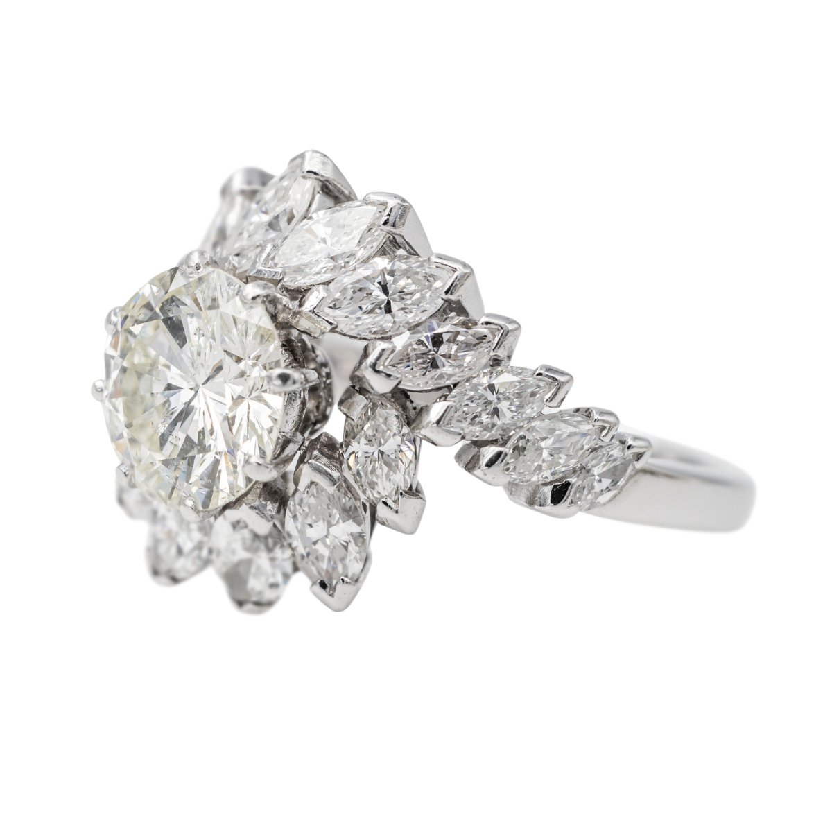 Bague Marguerite en or blanc, platine et diamant - Castafiore