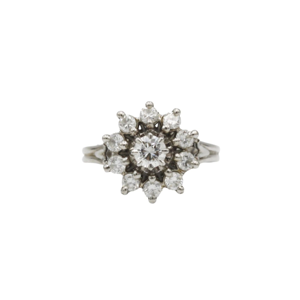 Bague Marguerite en or blanc, platine et diamants - Castafiore