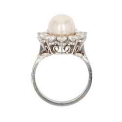 Bague Marguerite en or blanc, platine, perle et diamants - Castafiore
