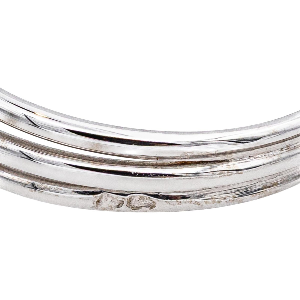 Bague Marguerite en or blanc, platine, rubis et diamants - Castafiore