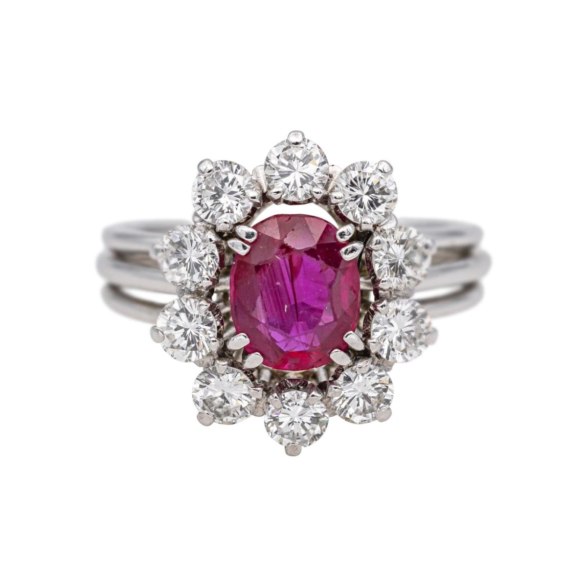 Bague Marguerite en or blanc, platine, rubis et diamants - Castafiore