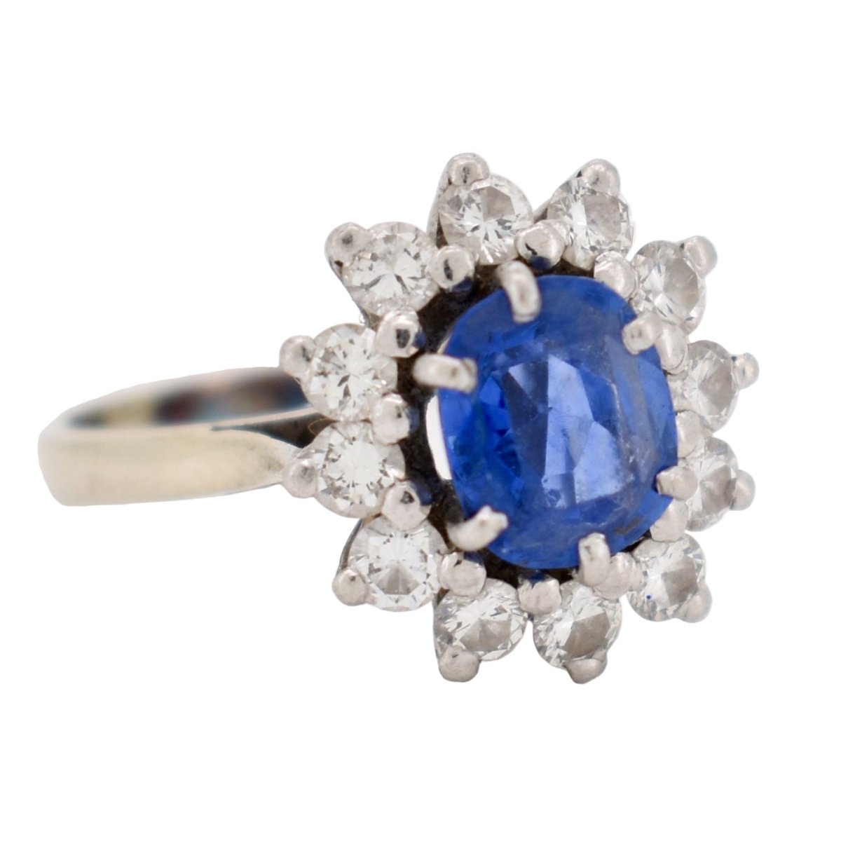 Bague Marguerite en or blanc, platine, saphir et diamants - Castafiore