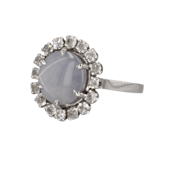 Bague Marguerite en or blanc, platine, saphir et diamants - Castafiore
