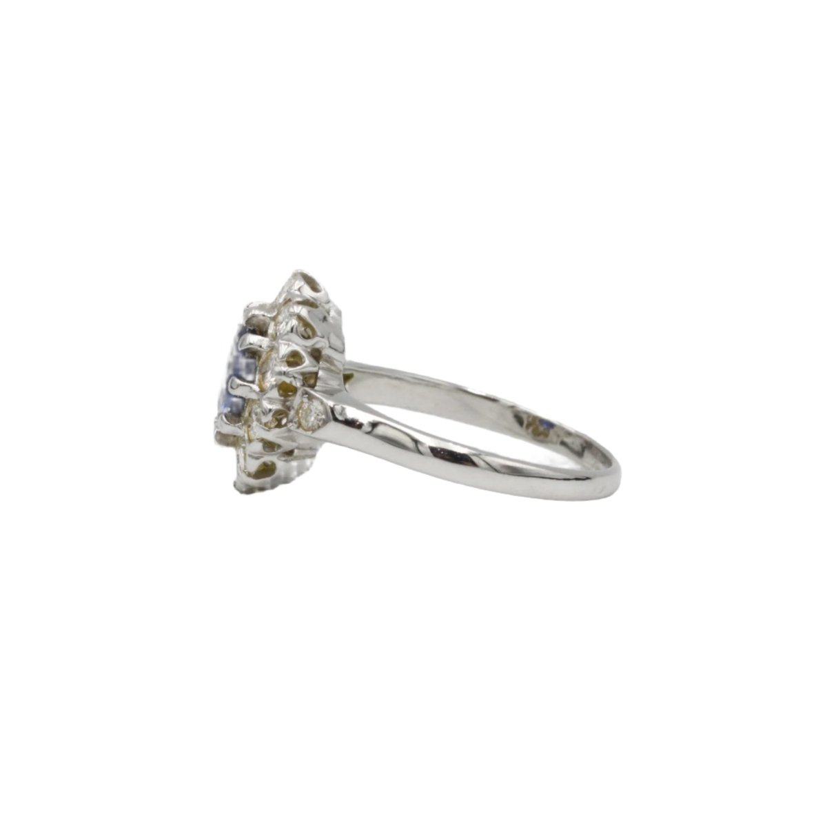 Bague Marguerite en or blanc, saphir et diamants - Castafiore