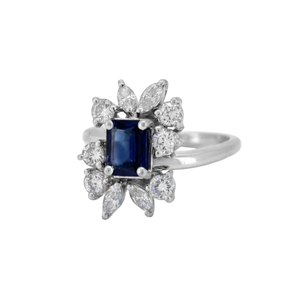 Bague Marguerite en or blanc, saphir et diamants - Castafiore