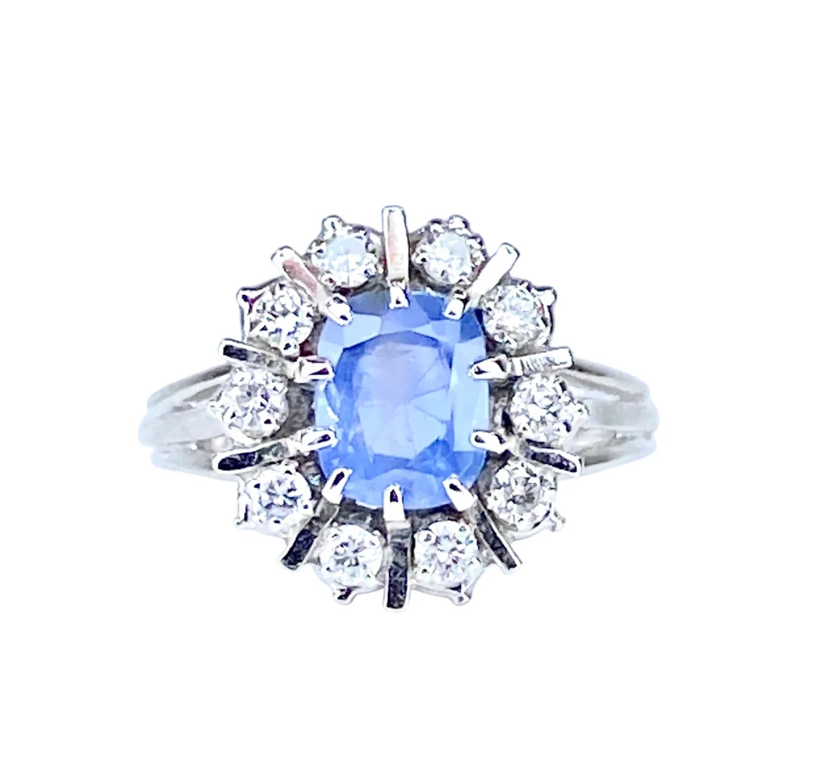 Bague Marguerite en or blanc, saphir et diamants - Castafiore