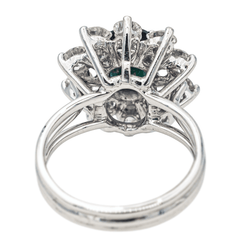 Bague Marguerite en or blanc, saphir et diamants - Castafiore