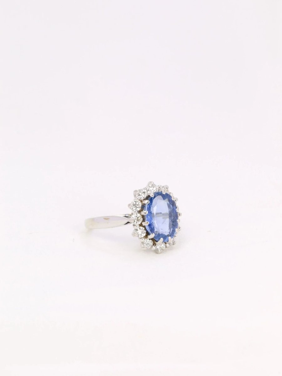 Bague Marguerite en Or blanc, Saphir et Diamants - Castafiore