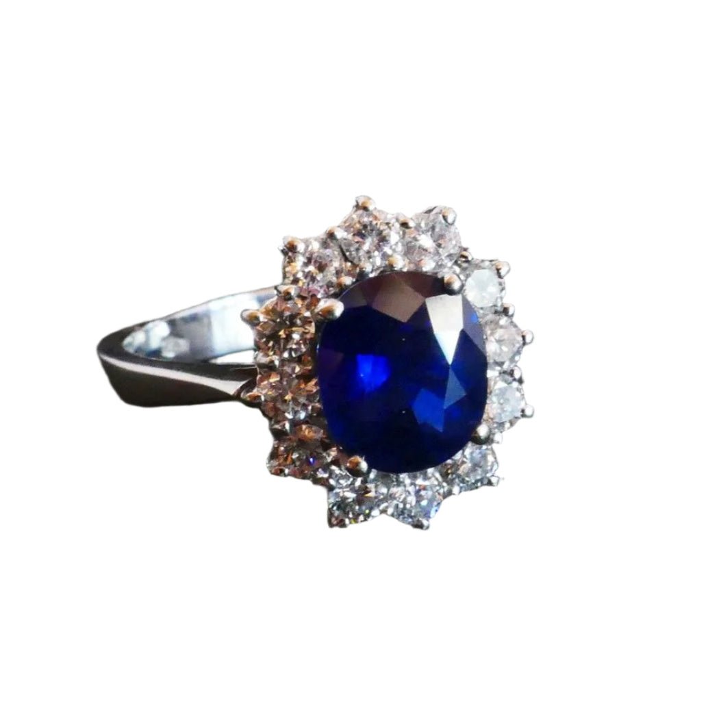 Bague Marguerite en or blanc, saphir naturel et diamants - Castafiore