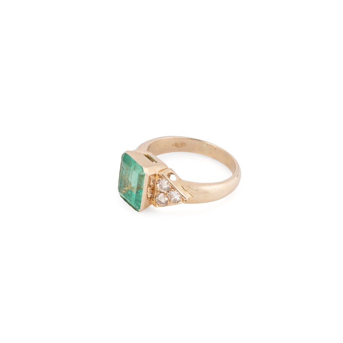 Bague Marguerite en or jaune, émeraude de Colombie et diamants - Castafiore