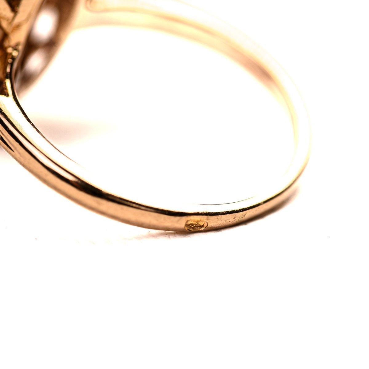 Bague Marguerite en or jaune, émeraude et diamants - Castafiore