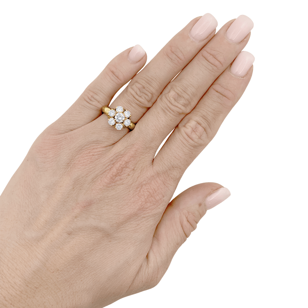 Bague Marguerite en or jaune et diamants - Castafiore