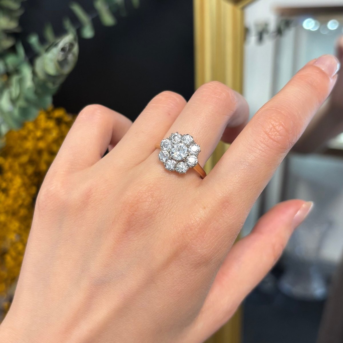 Bague Marguerite en or jaune et diamants - Castafiore