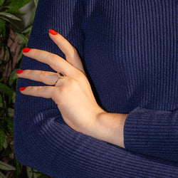 Bague Marguerite en or jaune, saphir et diamants - Castafiore