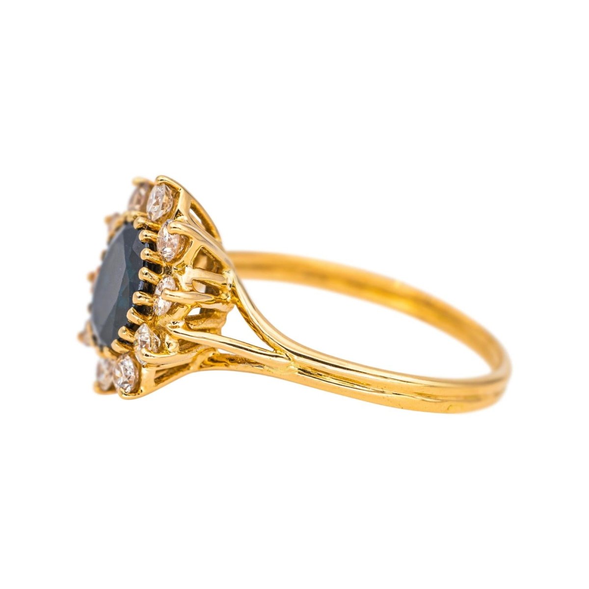 Bague Marguerite en or jaune, saphir et diamants - Castafiore
