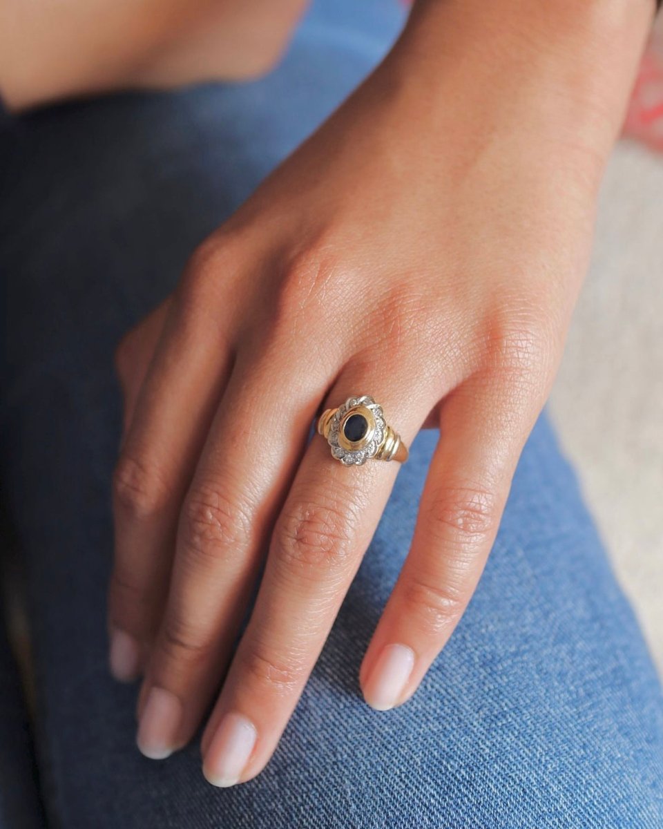 Bague Marguerite en or jaune saphir et diamants - Castafiore