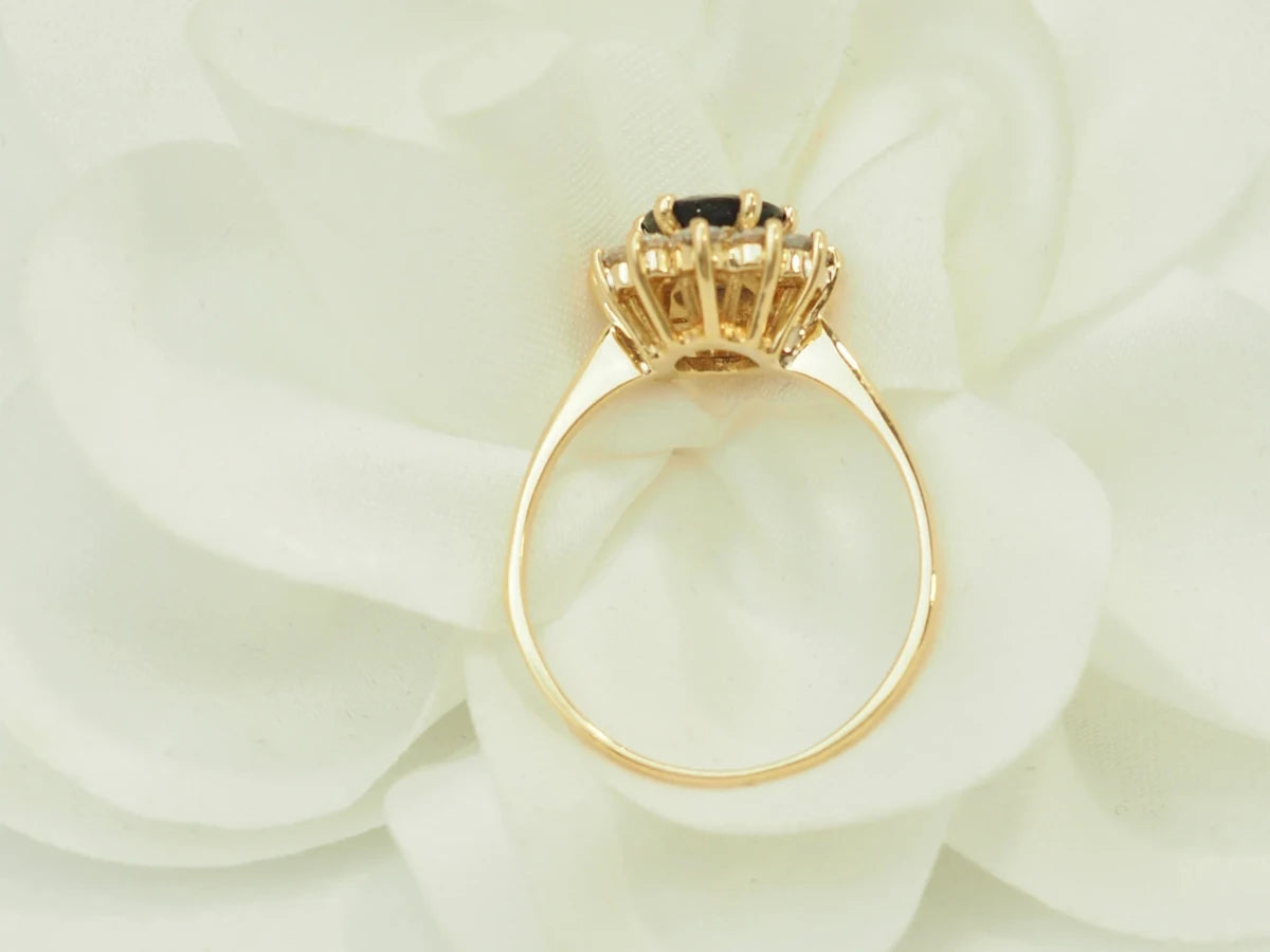 Bague Marguerite en or jaune, saphir et diamants - Castafiore