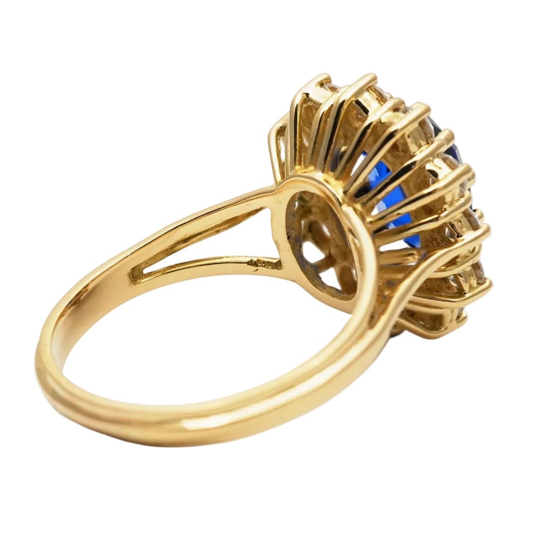 Bague Marguerite en or jaune, saphir et zirconiums - Castafiore