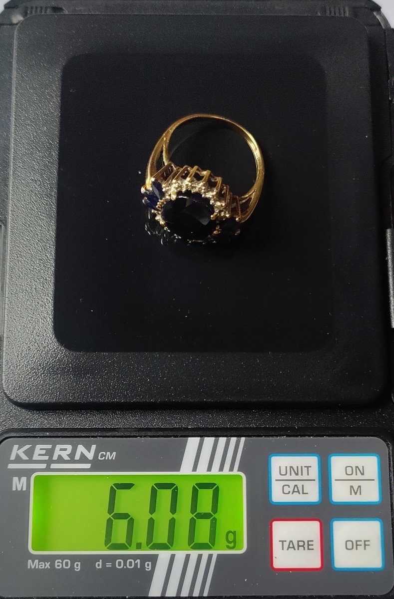 Bague Marguerite en or jaune, saphirs et diamants - Castafiore
