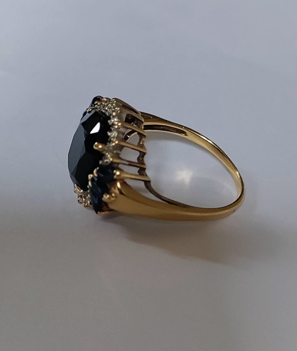 Bague Marguerite en or jaune, saphirs et diamants - Castafiore