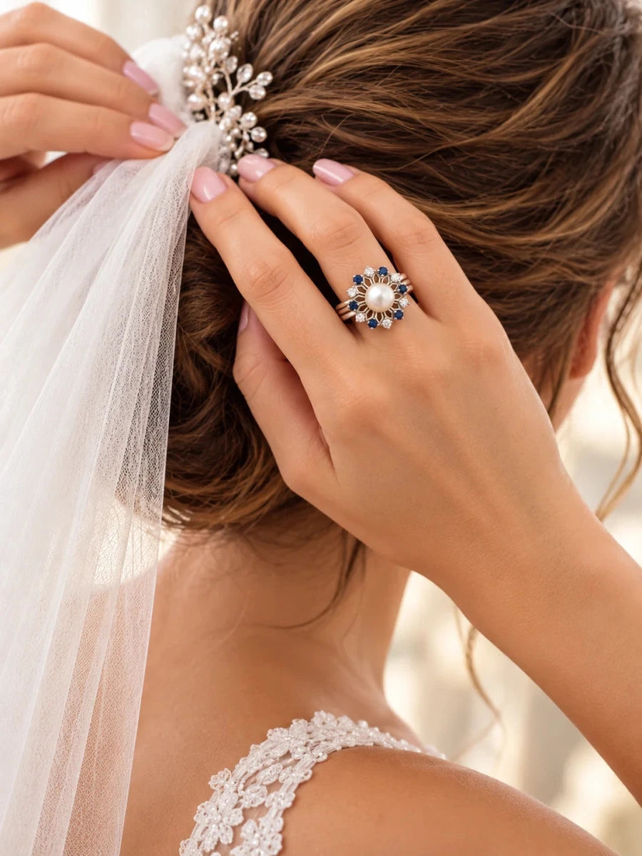 Bague Marguerite en or, perle, saphirs et diamants - Castafiore