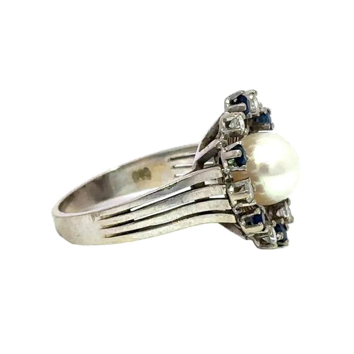 Bague Marguerite en or, perle, saphirs et diamants - Castafiore