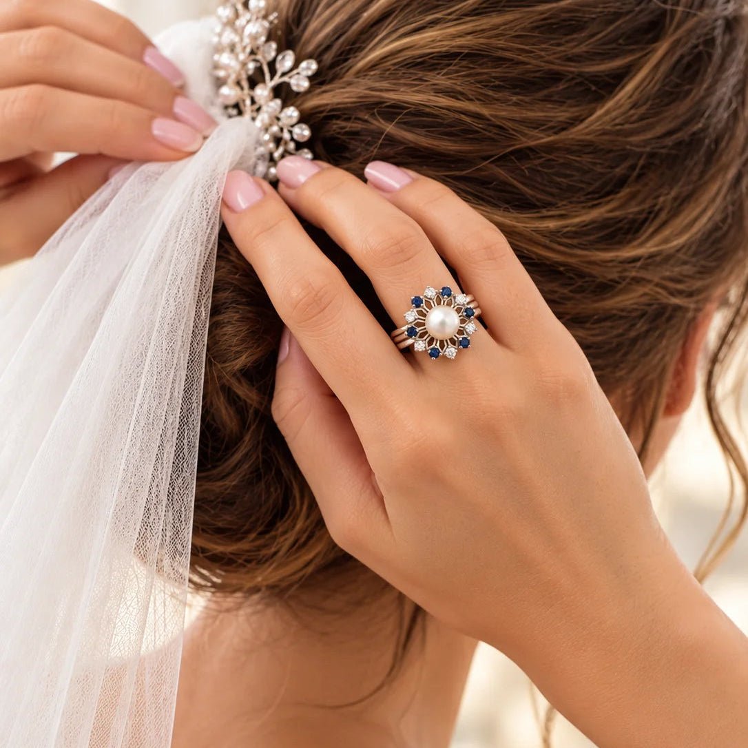 Bague Marguerite en or, perle, saphirs et diamants - Castafiore